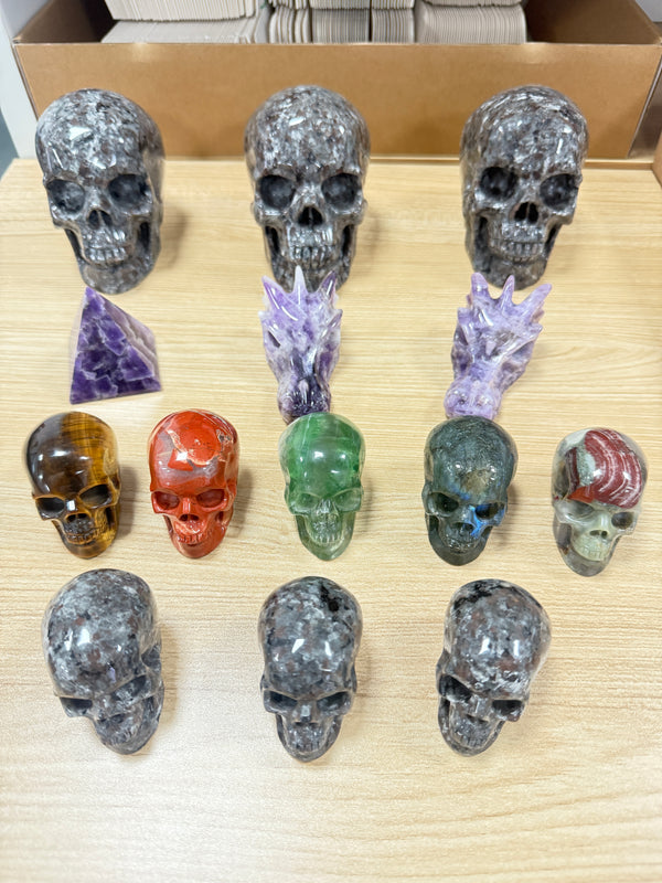 Natural Crystal Hand Carved Crystal Realistic Skull Sculpture for Check Out